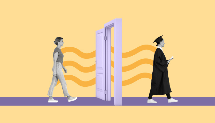 Imagem: uma mulher atravessa uma porta e sai do outro lado graduada.
