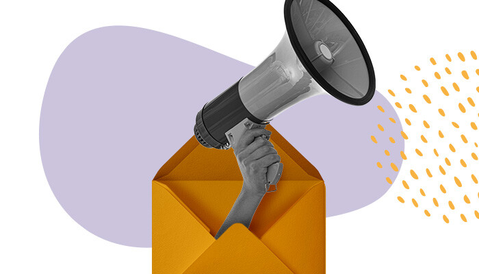 Um megafone saindo de um envelope.