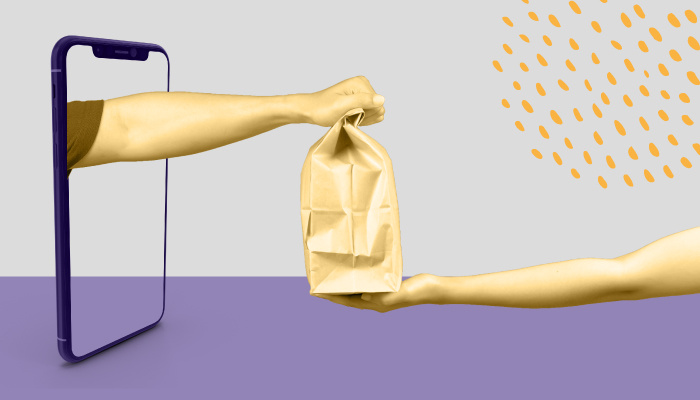 Uma mão sai de um smartphone e entrega uma sacola para outra mão, representando relações de troca.